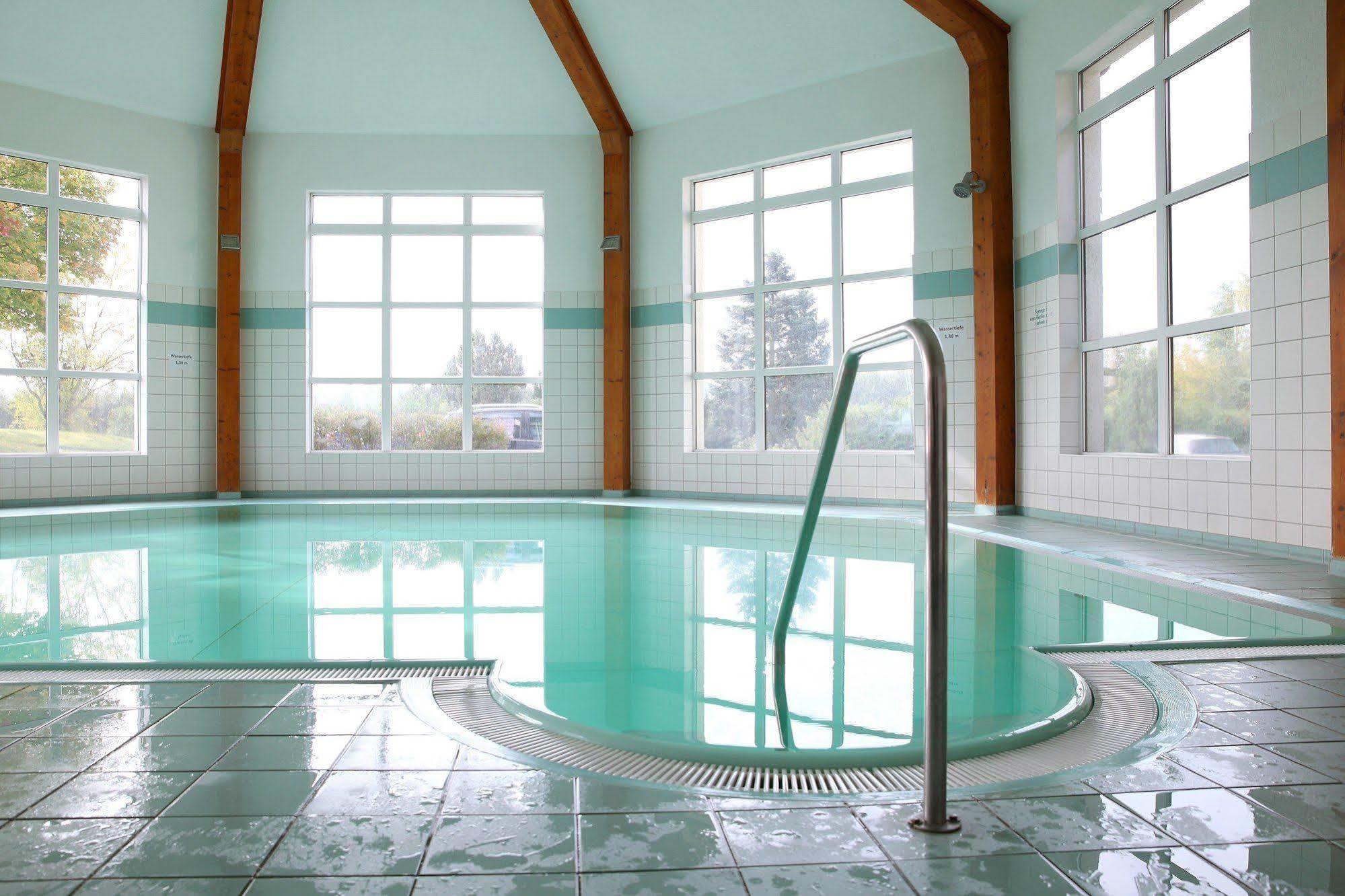 Sonnenhotel Feldberg Am See Mit Schwimmbad, Sauna Und Dampfbad Feldberger Seenlandschaft Ngoại thất bức ảnh